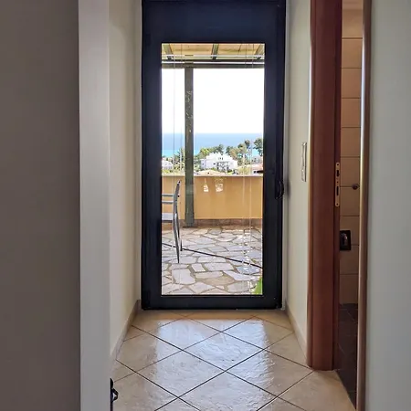 Apartment Spacious House With Shared Pool Hanioti