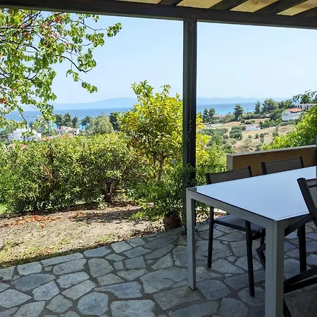 Spacious House With Shared Pool Apartment Chaniotis